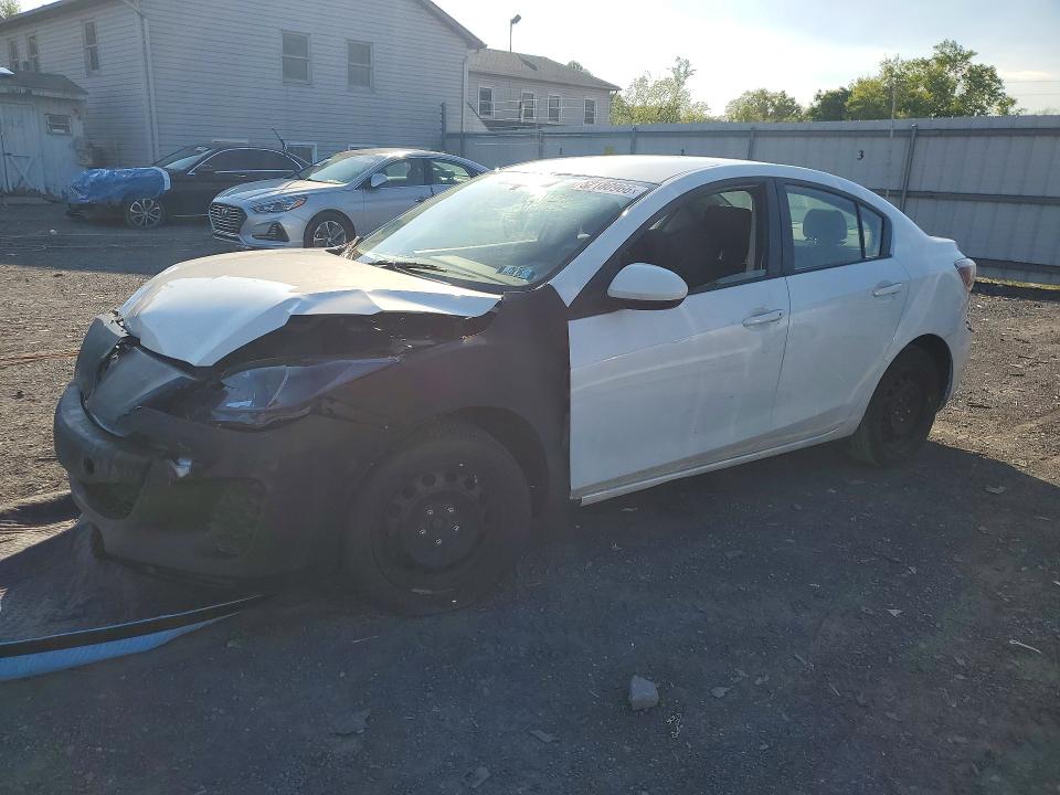 2013 Mazda 3 მანქანა იყიდება აუქციონზე, vin: JM1BL1UP8D1835681, აუქციონის ნომერი: 52180966
