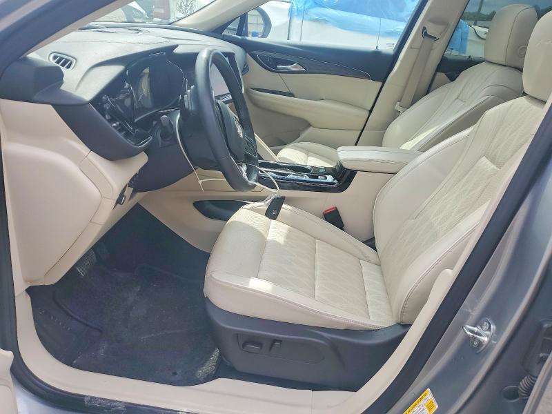 54111256 :رقم المزاد ، LRBFZRR43PD085377 vin ، 2023 Buick Envision مزاد بيع