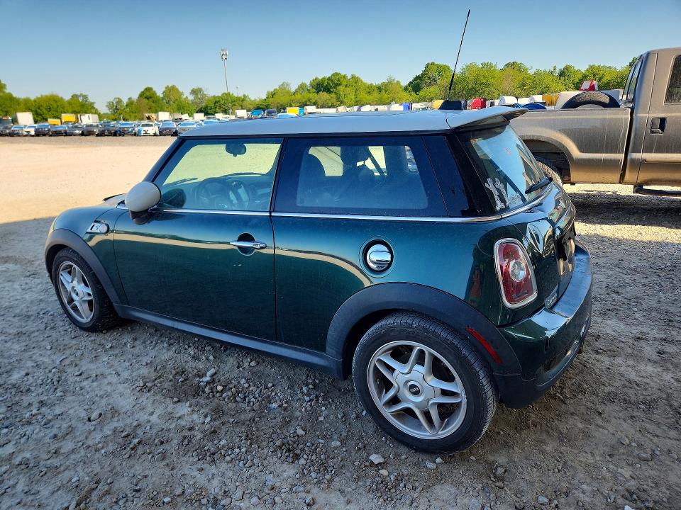 Продажа на аукционе авто 2009 Mini Cooper, vin: WMWMF735X9TT97189, номер лота: 53102066