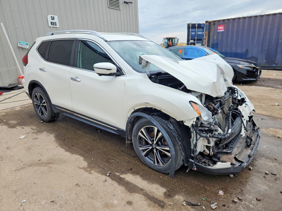 53044436 :رقم المزاد ، JN8AT2MV7JW319895 vin ، 2018 Nissan Rogue مزاد بيع