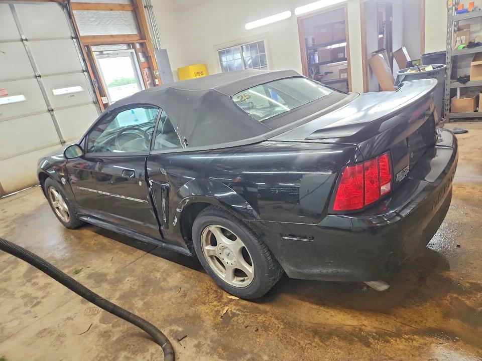 53576536 :رقم المزاد ، 1FAFP44694F229796 vin ، 2004 Ford Mustang مزاد بيع