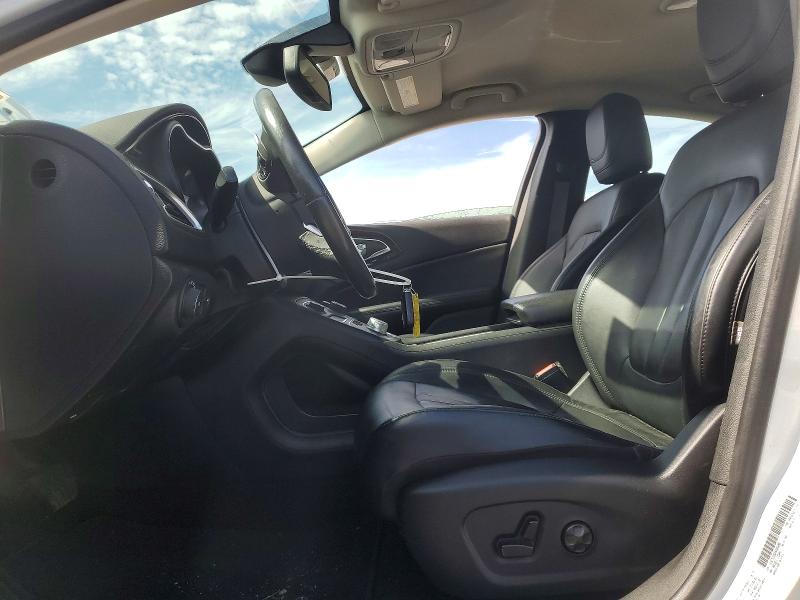 Продажа на аукционе авто 2015 Chrysler 200, vin: 1C3CCCCG6FN581096, номер лота: 55021576