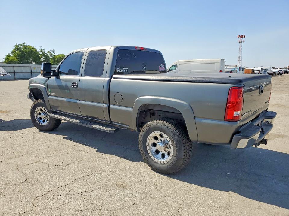 2001 Chevrolet Silverado მანქანა იყიდება აუქციონზე, vin: 1GCHC29U71E157010, აუქციონის ნომერი: 54158956