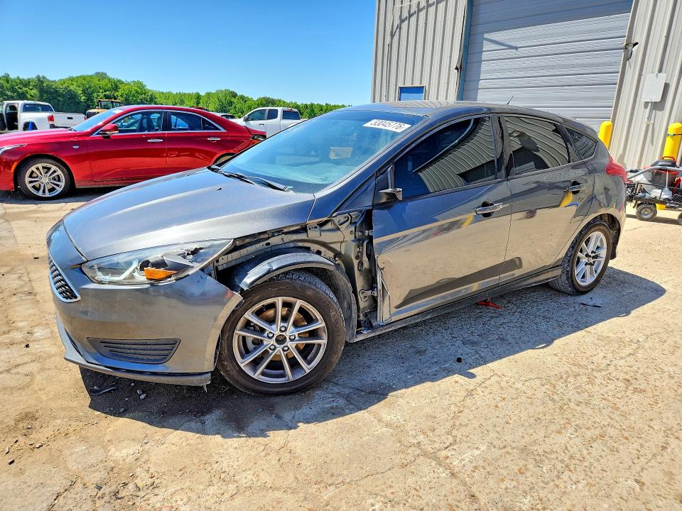 53045776 :رقم المزاد ، 1FADP3K24JL265572 vin ، 2018 Ford Focus مزاد بيع