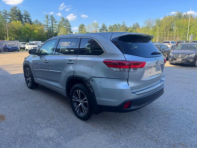 Auction sale of the 2018 Toyota Highlander, vin: 5TDBZRFH9JS843564, lot number: 54715566