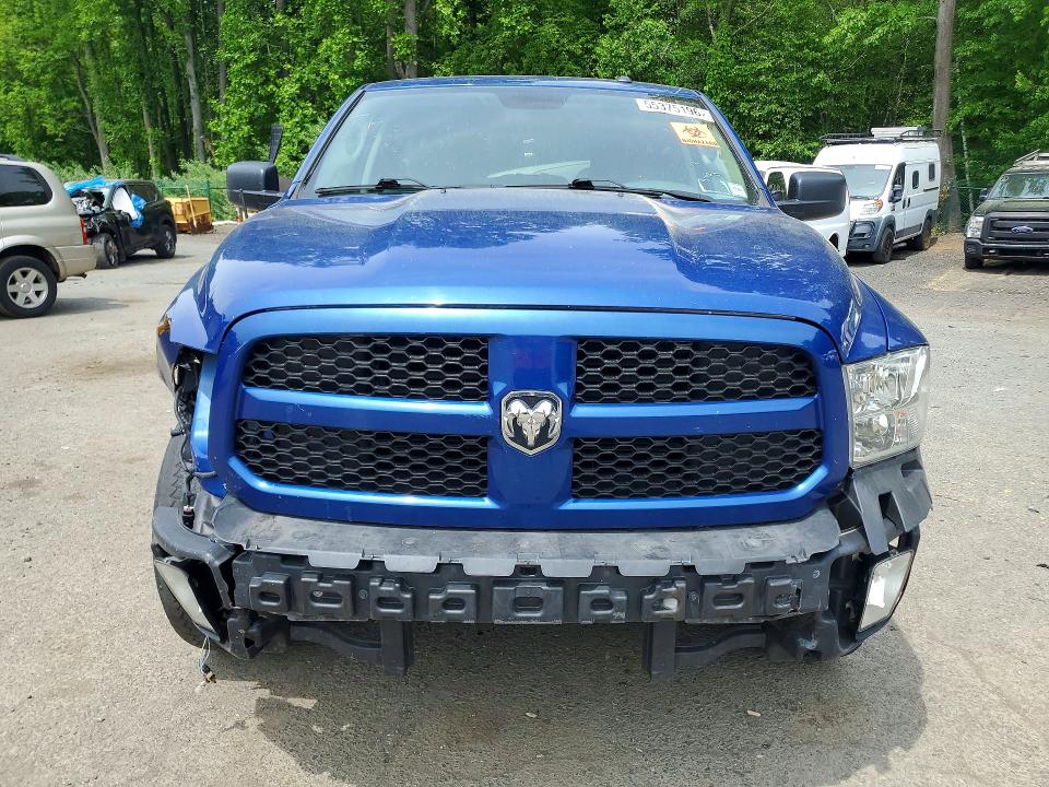 55375196 :رقم المزاد ، 3C6RR7KT1HG794437 vin ، 2017 Ram 1500 مزاد بيع