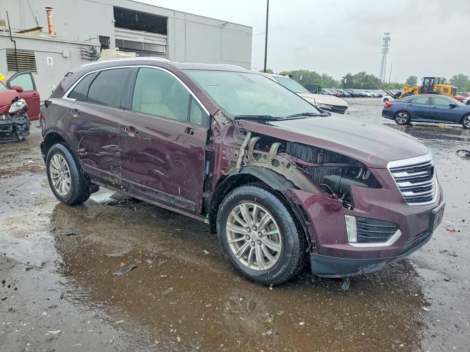 52926546 :رقم المزاد ، 1GYKNDRS8HZ237651 vin ، 2017 Cadillac Xt5 مزاد بيع