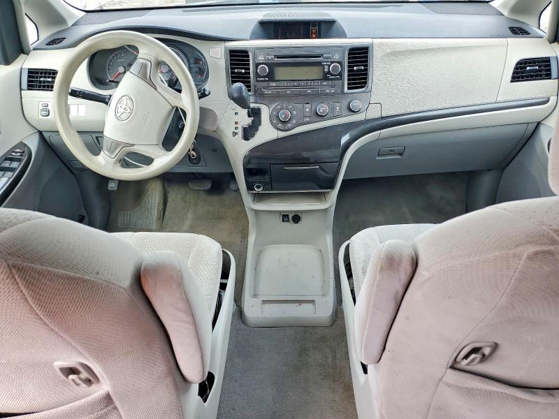 50739876 :رقم المزاد ، 5TDKA3DC4CS015503 vin ، 2012 Toyota Sienna مزاد بيع