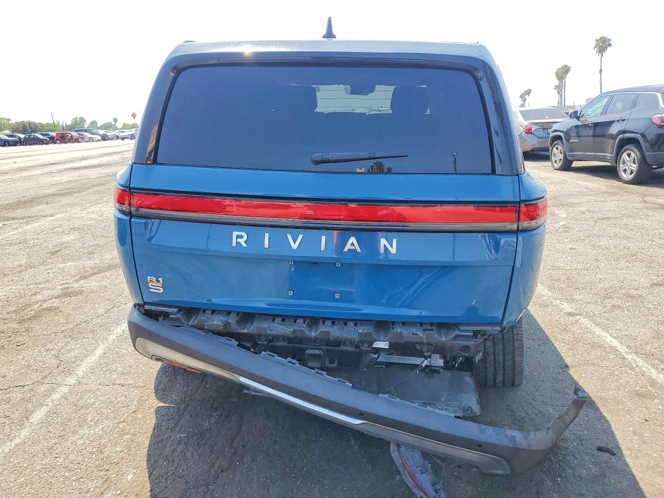 53583556 :رقم المزاد ، 7PDSGABA9RN033281 vin ، 2024 Rivian R1s مزاد بيع