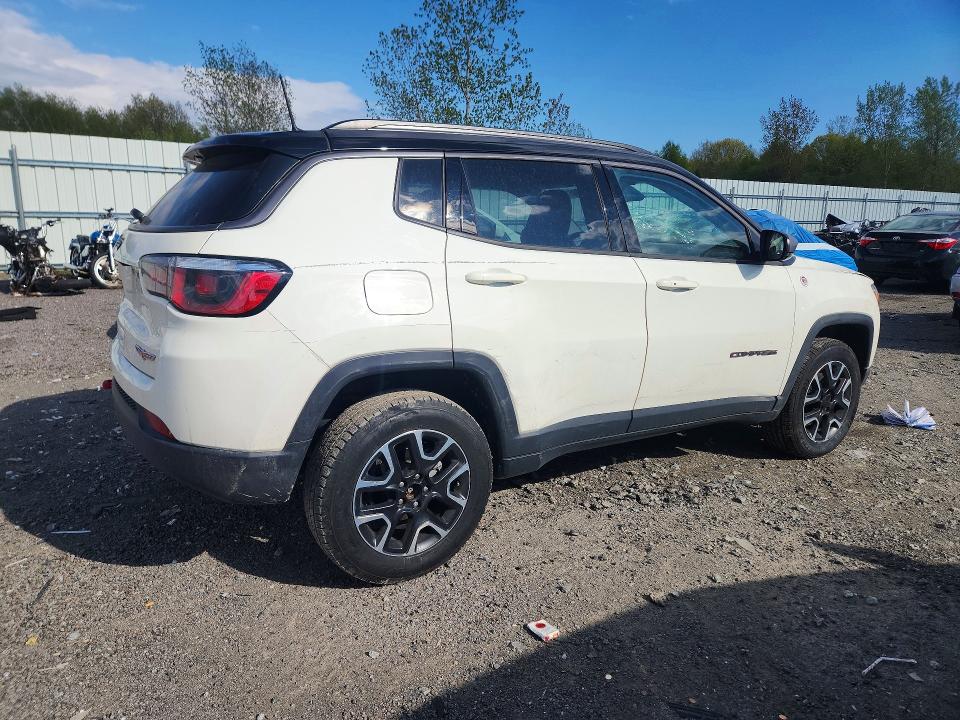 52746186 :رقم المزاد ، 3C4NJDDBXLT111992 vin ، 2020 Jeep Compass مزاد بيع