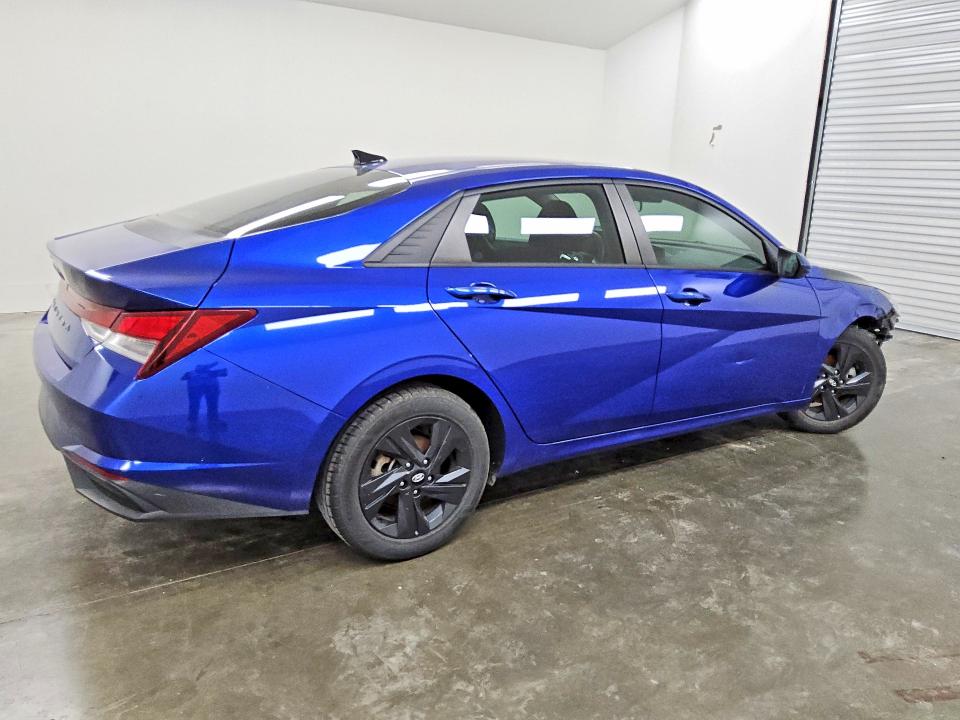 2021 Hyundai Elantra მანქანა იყიდება აუქციონზე, vin: KMHLM4AG2MU121627, აუქციონის ნომერი: 51274076