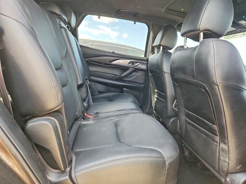 Auction sale of the 2018 Mazda Cx-9, vin: JM3TCBDY4J0216734, lot number: 52714496