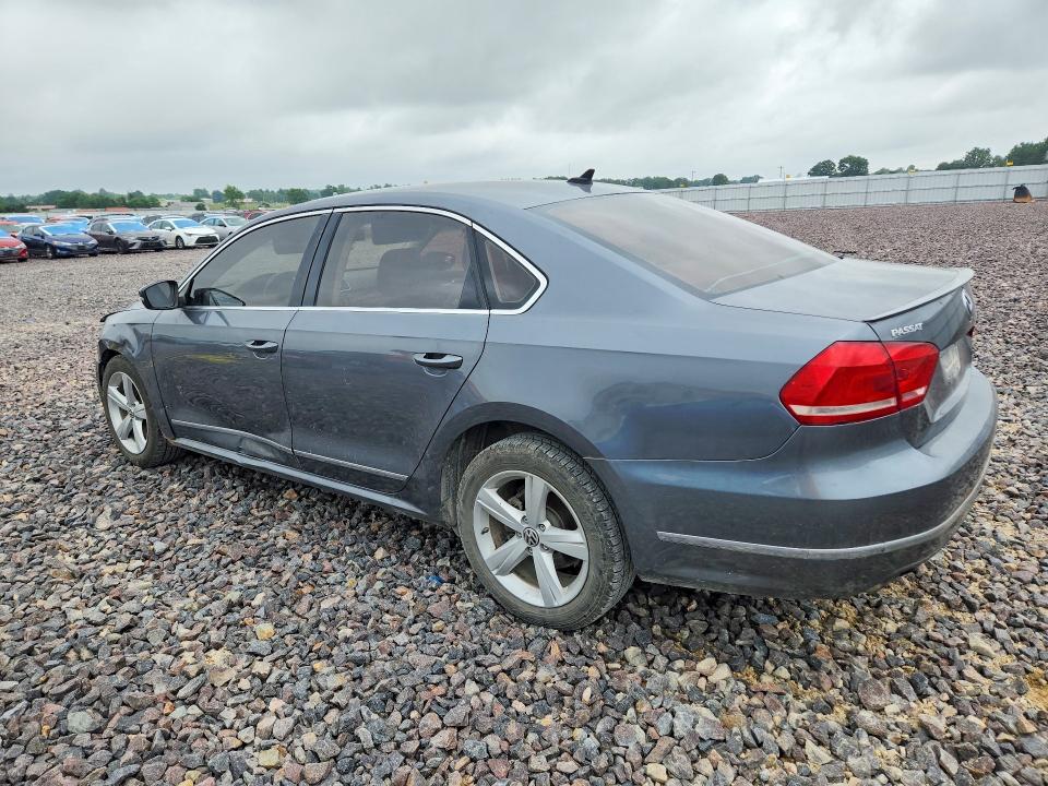 55022806 :رقم المزاد ، 1VWCM7A32DC120564 vin ، 2013 Volkswagen Passat مزاد بيع