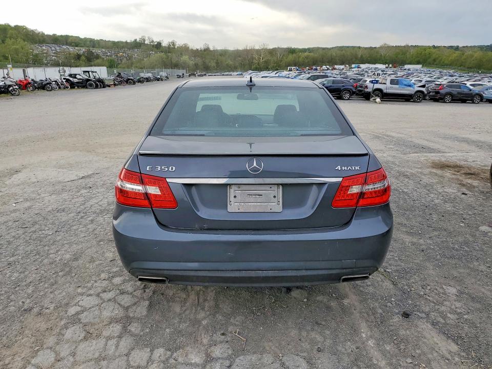 Продаж на аукціоні авто 2011 Mercedes-benz E, vin: WDDHF8HB8BA465053, номер лоту: 52745006