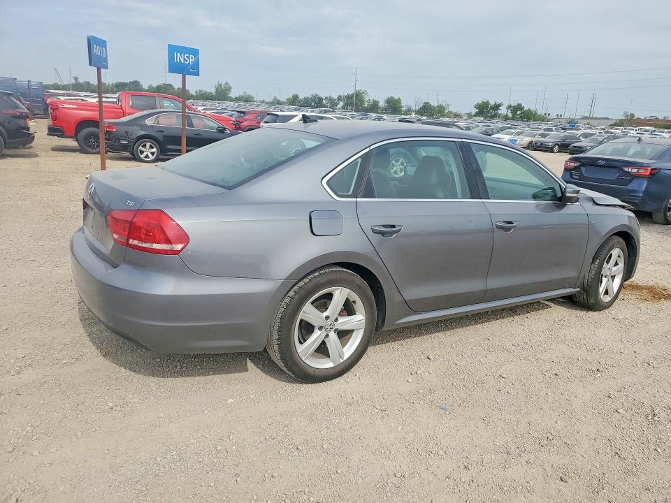 2015 Volkswagen Passat მანქანა იყიდება აუქციონზე, vin: 1VWAT7A31FC099610, აუქციონის ნომერი: 55410226
