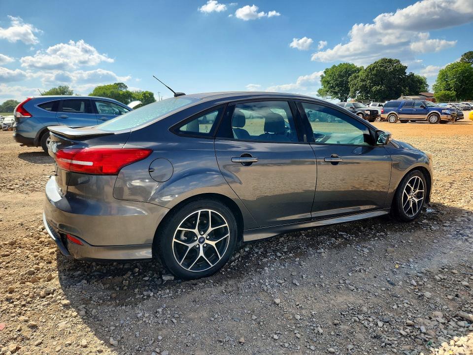 Продаж на аукціоні авто 2015 Ford Focus, vin: 1FADP3F28FL285681, номер лоту: 53201656