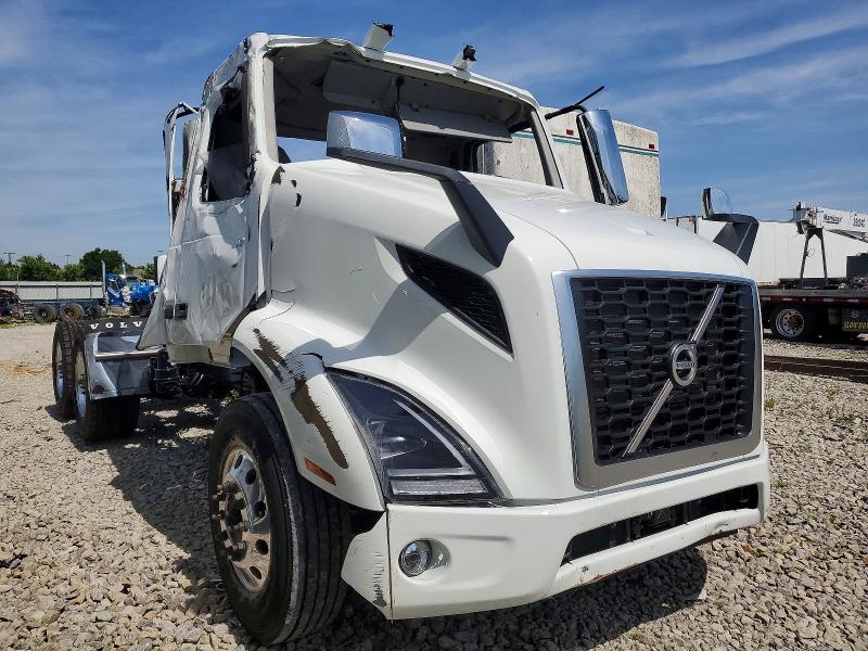 Продаж на аукціоні авто 2026 Volvo Vnr, vin: 4V4WC9DH1TN713569, номер лоту: 55620976