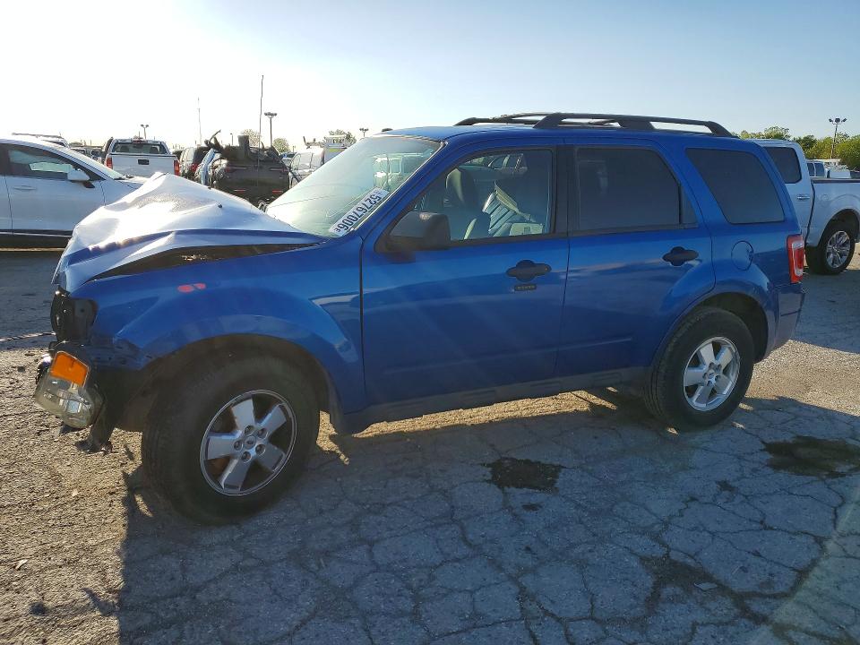 2012 Ford Escape მანქანა იყიდება აუქციონზე, vin: 1FMCU0DG4CKB40498, აუქციონის ნომერი: 52767006