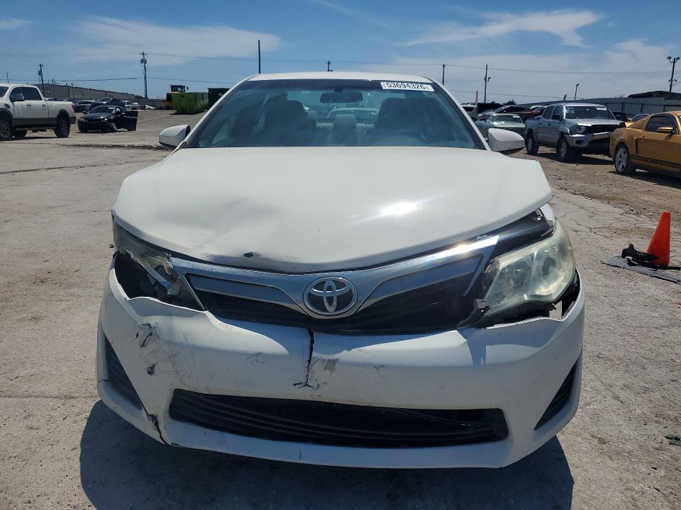 53694326 :رقم المزاد ، 4T4BF1FK4CR189529 vin ، 2012 Toyota Camry مزاد بيع