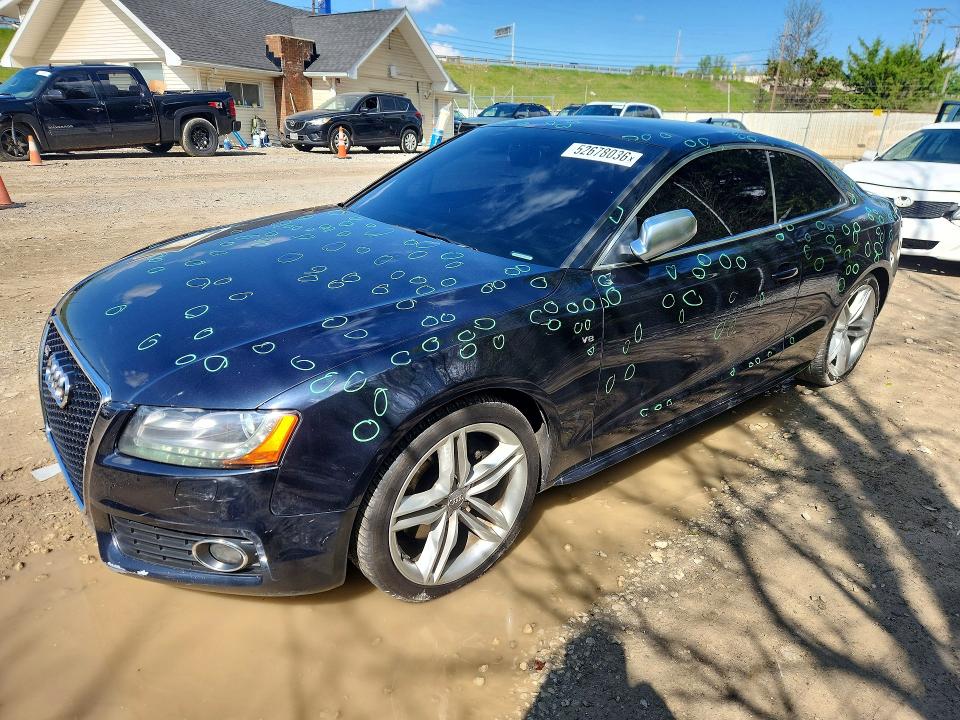 Продаж на аукціоні авто 2012 Audi S5, vin: WAUCVAFR1CA005794, номер лоту: 52678036