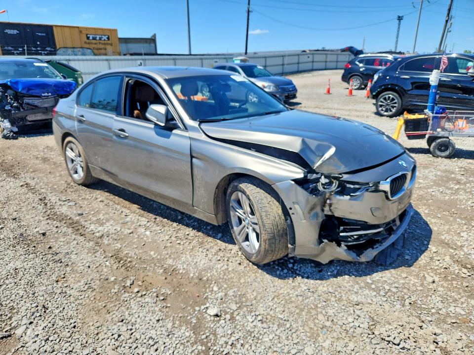 55176236 :رقم المزاد ، WBA8E1C51GK479526 vin ، 2016 Bmw 330e مزاد بيع