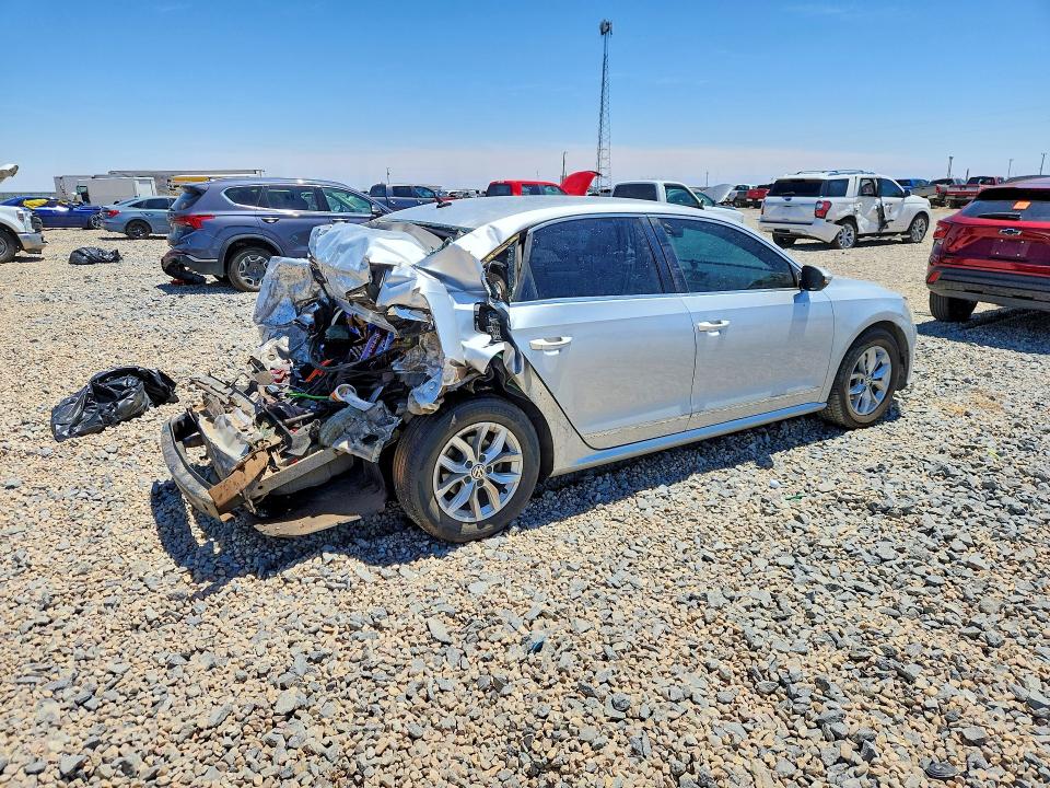 54175736 :رقم المزاد ، 1VWAT7A32HC012624 vin ، 2017 Volkswagen Passat مزاد بيع