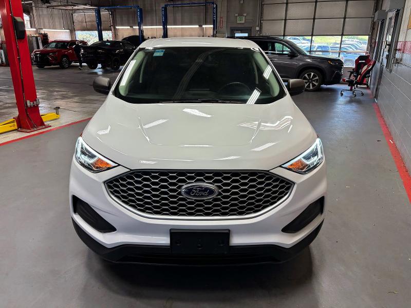 53663676 :رقم المزاد ، 2FMPK4G9XRBA83092 vin ، 2024 Ford Edge مزاد بيع