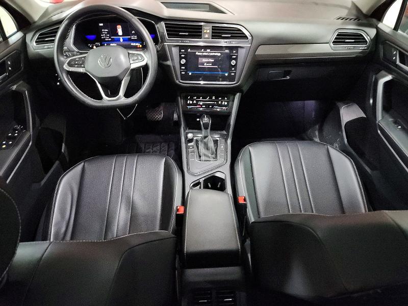 54073966 :رقم المزاد ، 3VV3B7AX1NM129849 vin ، 2022 Volkswagen Tiguan مزاد بيع