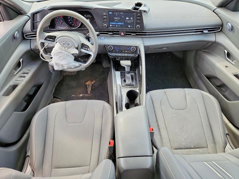 53936176 :رقم المزاد ، 5NPLM4AG0NH083508 vin ، 2022 Hyundai Elantra مزاد بيع