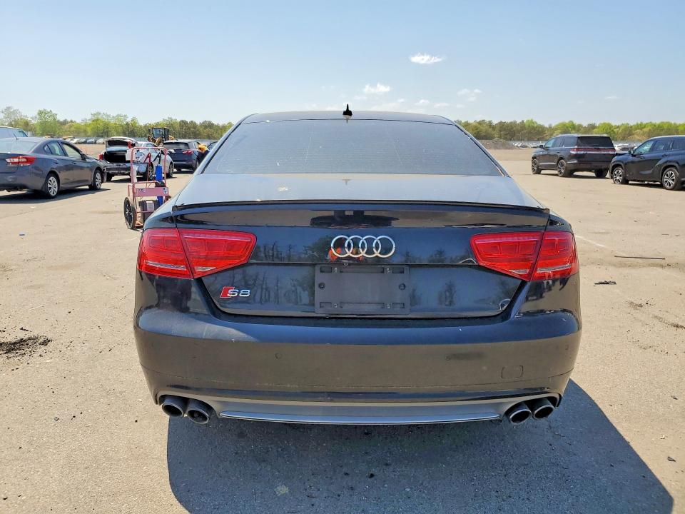 2014 Audi S8 მანქანა იყიდება აუქციონზე, vin: WAUD2AFD3EN005177, აუქციონის ნომერი: 54398076