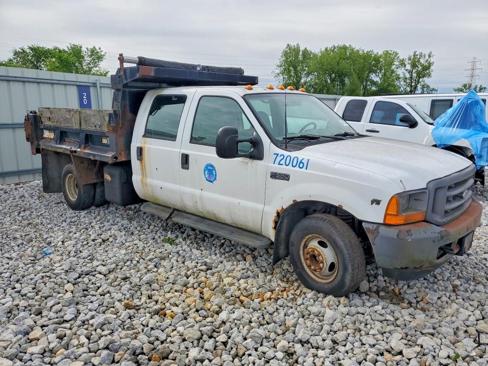 54495256 :رقم المزاد ، 1FDWW36S91ED85822 vin ، 2001 Ford F350 مزاد بيع