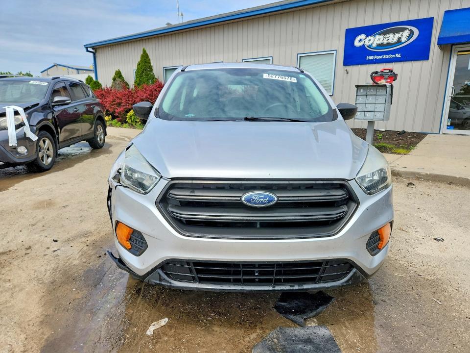 52776576 :رقم المزاد ، 1FMCU0F70HUB98942 vin ، 2017 Ford Escape مزاد بيع