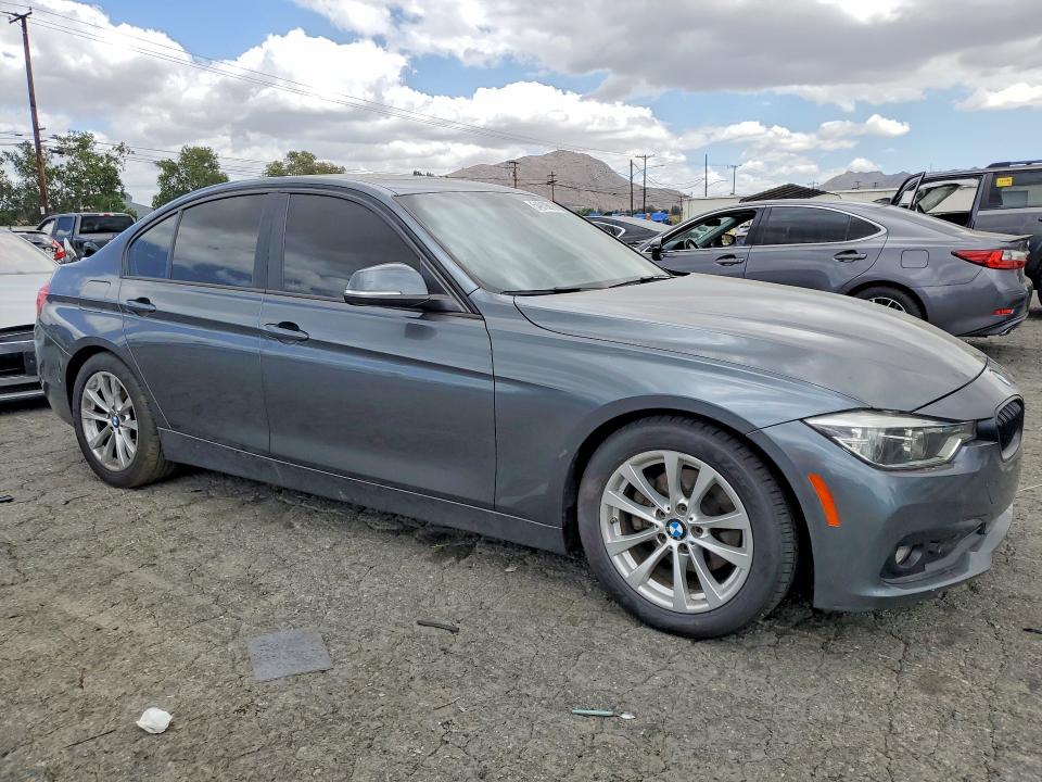 2018 Bmw 320 მანქანა იყიდება აუქციონზე, vin: WBA8E1G59JNU92847, აუქციონის ნომერი: 54919816