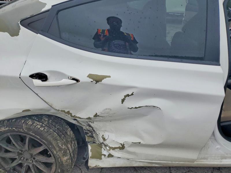 2015 Hyundai Elantra მანქანა იყიდება აუქციონზე, vin: 5NPDH4AE5FH630877, აუქციონის ნომერი: 55096466