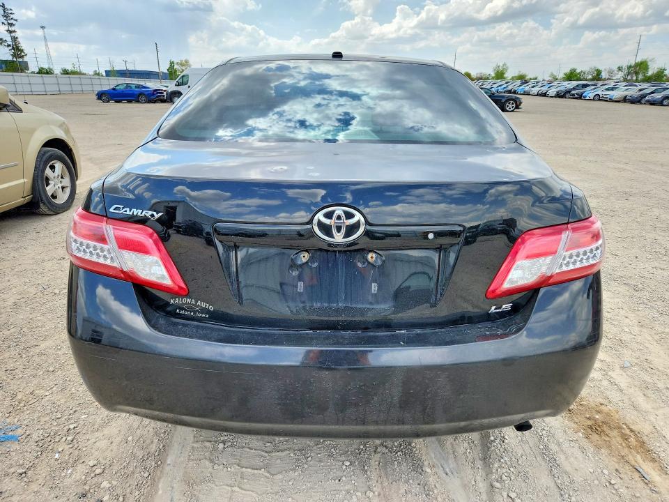 51989756 :رقم المزاد ، 4T4BF3EKXBR088300 vin ، 2011 Toyota Camry مزاد بيع