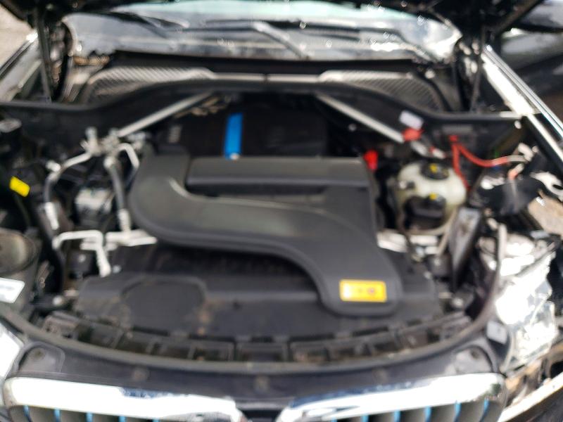 52958836 :رقم المزاد ، 5UXKT0C58J0V99396 vin ، 2018 Bmw X5 مزاد بيع