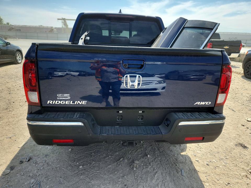 Продаж на аукціоні авто 2018 Honda Ridgeline, vin: 5FPYK3F74JB002217, номер лоту: 53728026