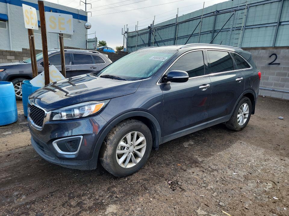 2017 Kia Sorento მანქანა იყიდება აუქციონზე, vin: 5XYPG4A33HG322986, აუქციონის ნომერი: 54669226