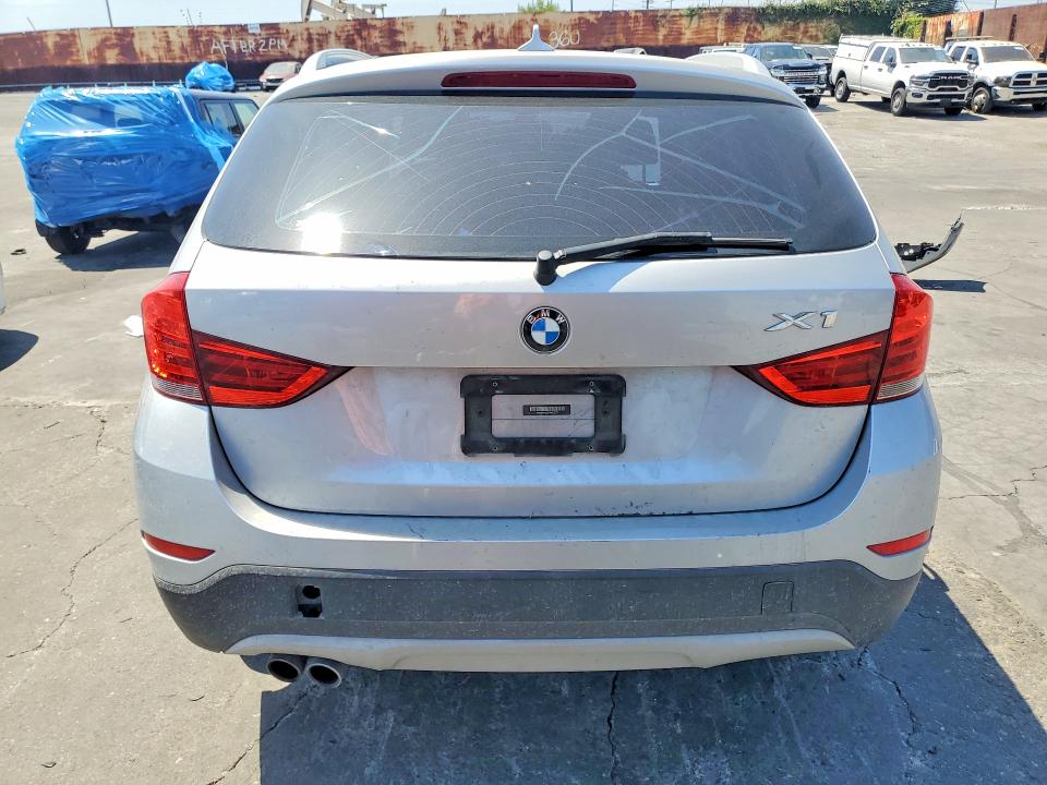 54296396 :رقم المزاد ، WBAVM1C58FVW57077 vin ، 2015 Bmw X1 مزاد بيع