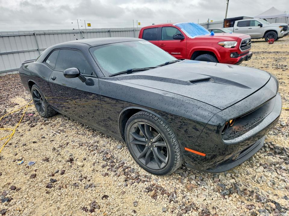 Продаж на аукціоні авто 2017 Dodge Challenger, vin: 2C3CDZAG4HH633811, номер лоту: 54947766