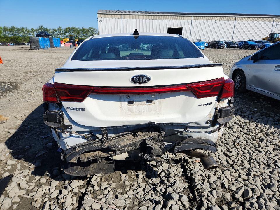 52662406 :رقم المزاد ، 3KPF34AD3ME270699 vin ، 2021 Kia Forte مزاد بيع