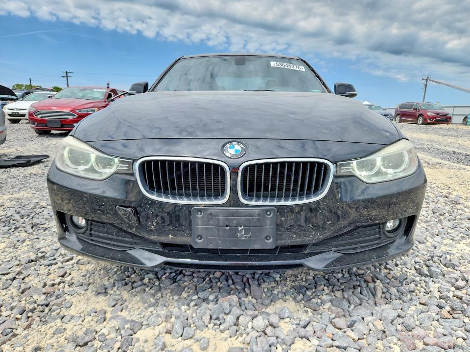 2015 Bmw 320 მანქანა იყიდება აუქციონზე, vin: WBA3B1G57FNT02389, აუქციონის ნომერი: 53646376