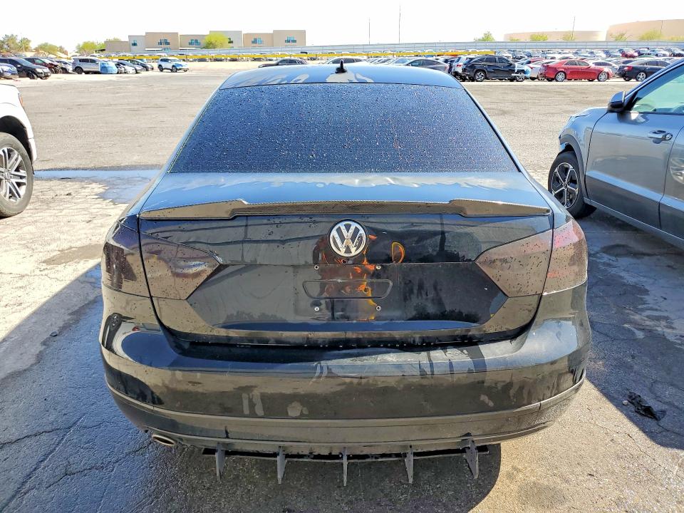 2015 Volkswagen Passat მანქანა იყიდება აუქციონზე, vin: 1VWCV7A38FC036071, აუქციონის ნომერი: 52252586