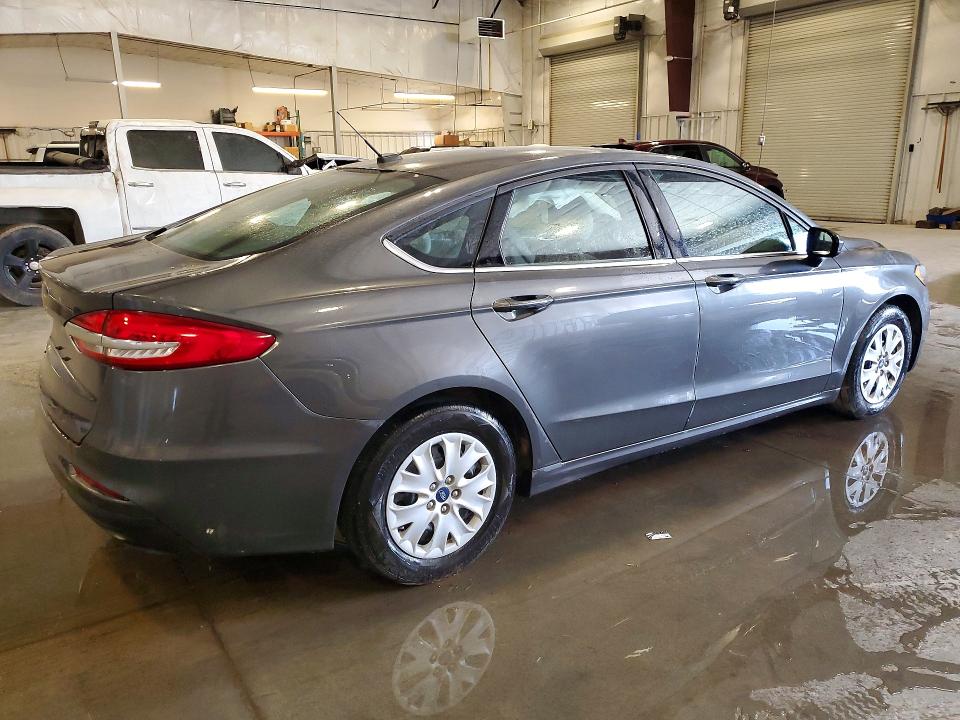 2019 Ford Fusion მანქანა იყიდება აუქციონზე, vin: 3FA6P0G73KR186490, აუქციონის ნომერი: 53360746