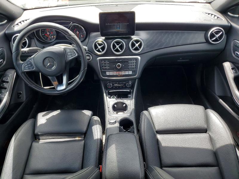 52575006 :رقم المزاد ، WDDSJ4EB2JN538118 vin ، 2018 Mercedes-benz Cla مزاد بيع