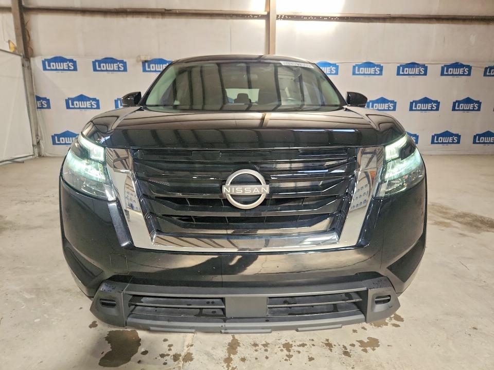 53301366 :رقم المزاد ، 5N1DR3BAXPC245956 vin ، 2023 Nissan Pathfinder مزاد بيع