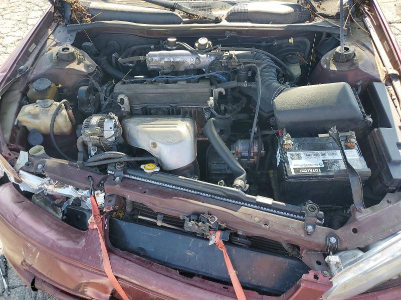 53105616 :رقم المزاد ، 4T1BG22K5YU655916 vin ، 2000 Toyota Camry مزاد بيع
