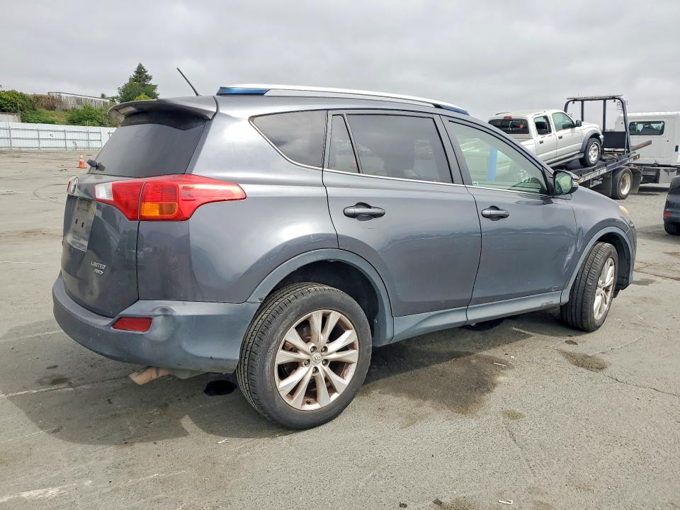 Продажа на аукционе авто 2015 Toyota Rav4, vin: JTMDFREV0FD136994, номер лота: 54680916