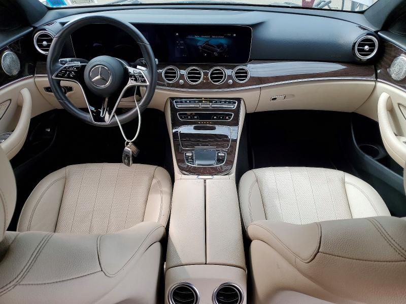 54669016 :رقم المزاد ، W1KZF8EB9NB026158 vin ، 2022 Mercedes-benz E مزاد بيع