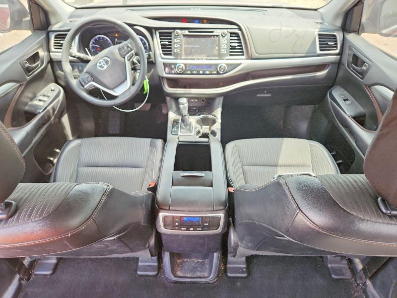 2019 Toyota Highlander მანქანა იყიდება აუქციონზე, vin: 5TDBZRFH1KS731794, აუქციონის ნომერი: 53613226